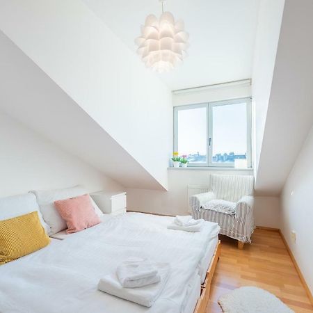 Nest Apartment Prag Exterior foto