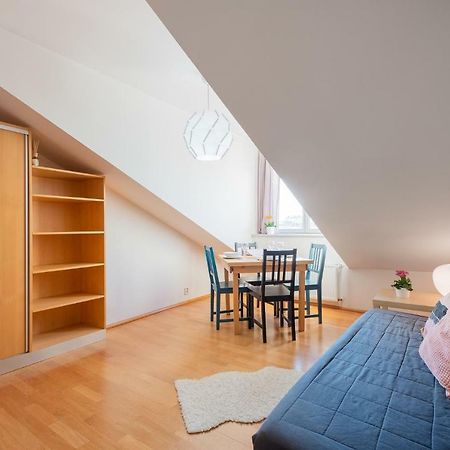Nest Apartment Prag Exterior foto