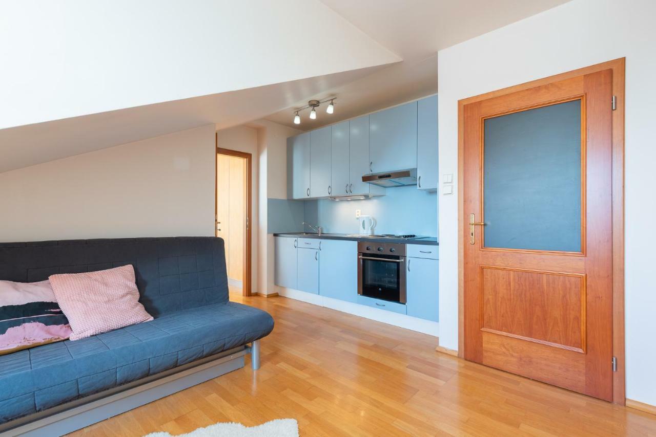 Nest Apartment Prag Exterior foto
